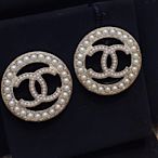Chanel 珍珠logo 耳環