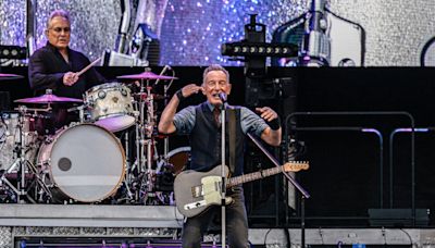 Bruce Springsteen isn't 'affected' by billionaire status