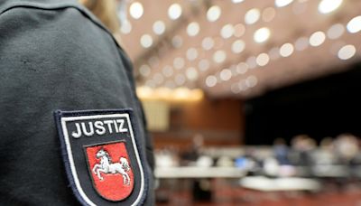 Sicherungsverfahren um zwei tödliche Messerangriffe in Hannover begonnen
