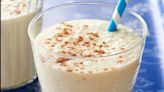 Cómo preparar el licuado de leche con manzana, avena y vainilla, rico en colágeno, que elimina el colesterol en la sangre