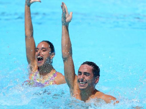 Dennis González y Mireia Hernández se combinan para dos oros en la Superfinal de la Copa del Mundo