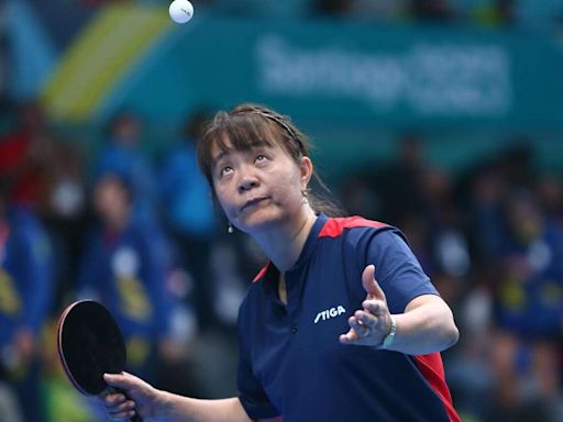 JO de Paris 2024 : À 58 ans, Tania Zhiying Zeng vise une médaille de tennis de table pour le Chili