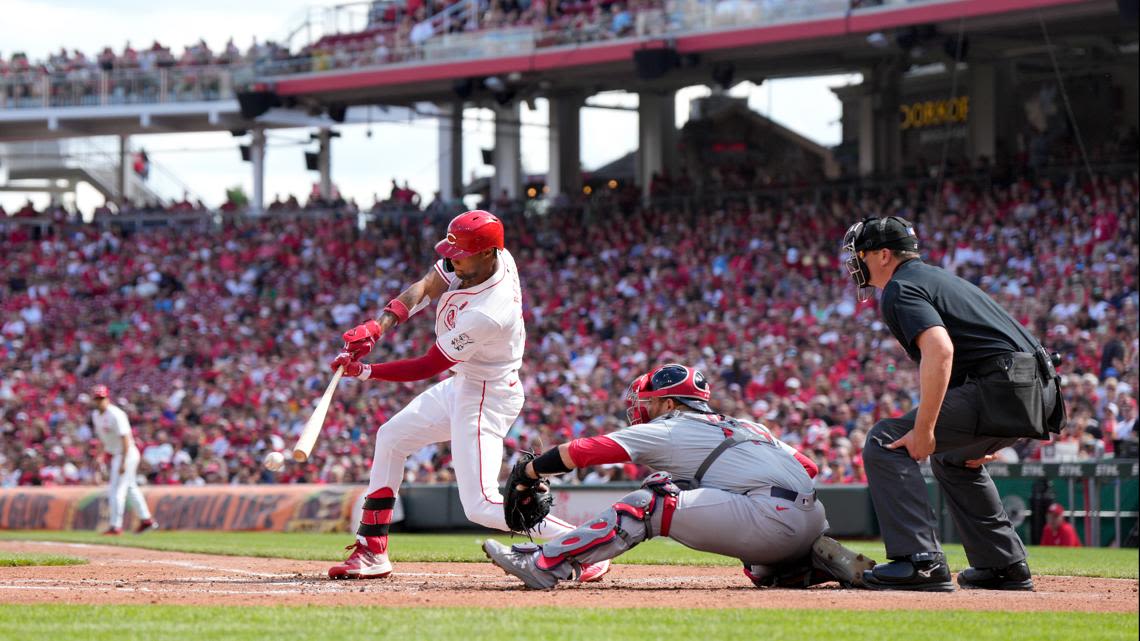 Cardinals remain under .500 after 3-1 loss to Reds