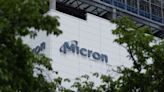 Xi’s Micron Ban Shows His Limited Options to Hit Back at US