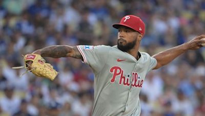 Phillies Clinch Season Series Over Dodgers Behind Sanchez's Big Night