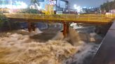 暴雨狂炸台中海線 3縣市大雷雨注意…鄭明典：今傍晚梅雨會休息一下