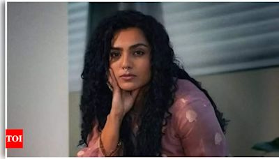 Parvathy Thiruvothu opens up on her absence from Malayalam Cinema ahead of ‘Ullozhukku’ release | Malayalam Movie News - Times of India