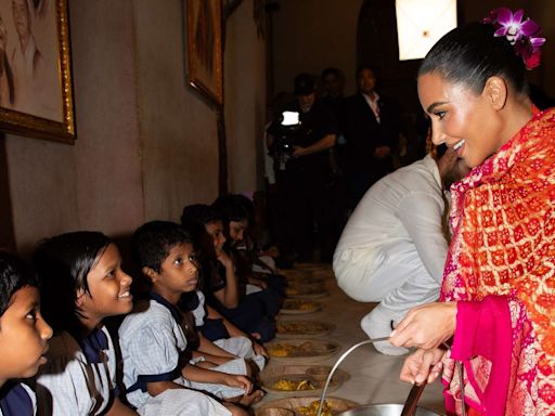 Kim and Khloe Kardashian Serve Food at Temple in India with Jay Shetty: ‘Forever Grateful’