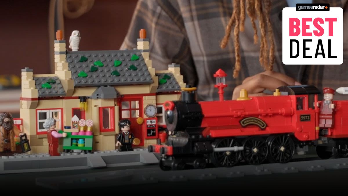 Head back to Hogwarts with the lowest ever price on this Lego Harry Potter set