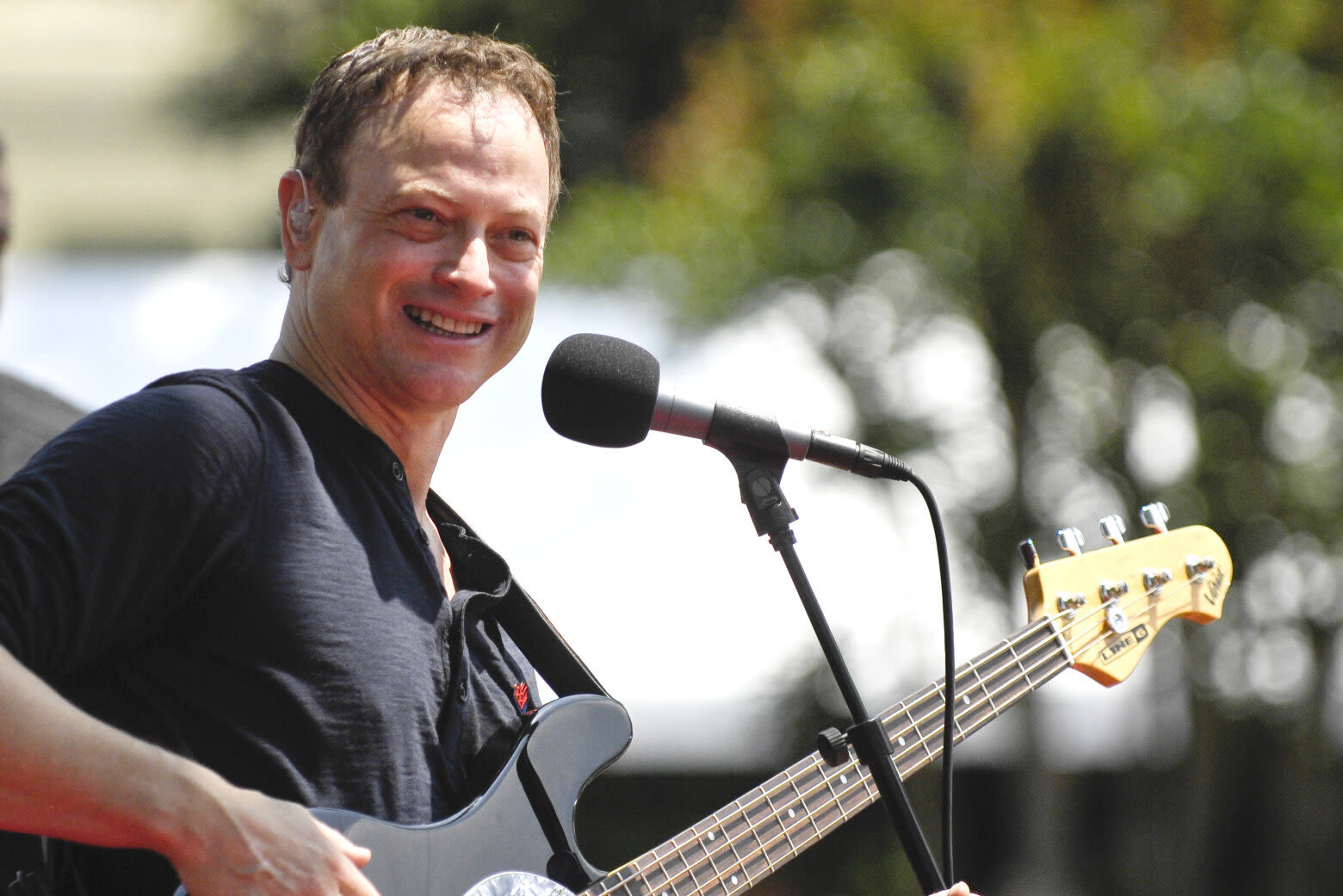 Gary Sinise joins WTOP ahead of National Memorial Day Concert on 30th anniversary of ‘Forrest Gump’ - WTOP News