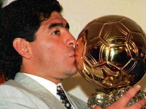 La justicia de Francia suspendió la subasta millonaria del Balón de Oro de Maradona