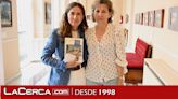 La vicepresidenta de la Diputación, Milagros Calahorra, ha recibido a Mari Carmen Giménez Huertas autora del libro “Creación del Instituto de Formación Profesional de Almagro 1975...