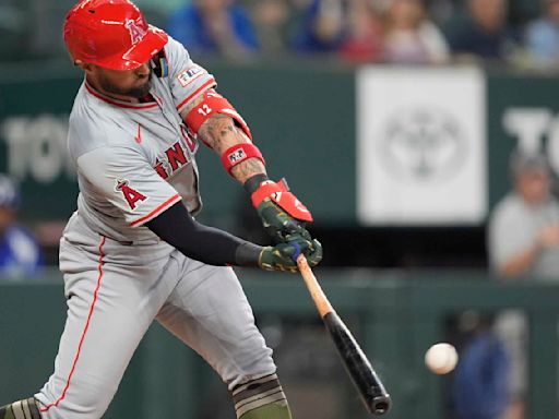 Kevin Pillar has a poetic moment, gets 1,000th career hit in Angels' win at Texas with parents there