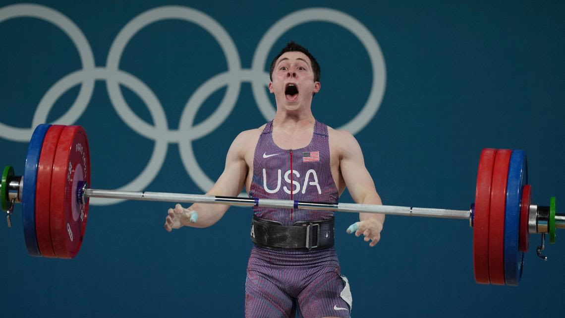 Hampton Morris is 1st US men's weightlifter to medal at the Olympics since '84. Li Fabin wins gold