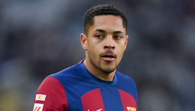 Barcelona have Vitor Roque problem! Barcelona striker's agent rages at Xavi over game time and sends strong warning on €30m striker's future | Goal.com English Kuwait