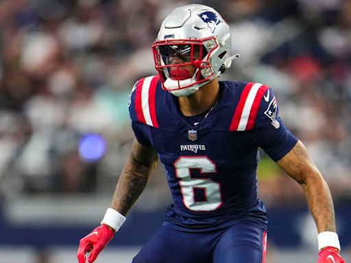 El colombiano Christian González brilla con los Patriots ante las figuras de la NFL