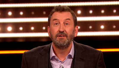 Lee Mack gives 5-word response as The 1% Club fans fume over blunder