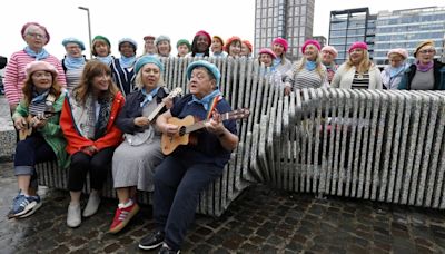 Plastic from Liffey used in Dublin's new public art piece