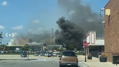 North Riverside Park Mall reopens after fire; food court remains closed