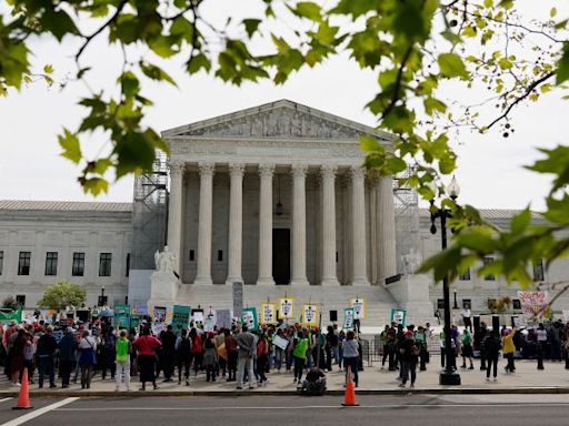 Takeaways from the Supreme Court’s oral arguments over emergency abortions | CNN Politics