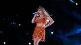 New GOAT at Gillette: Taylor Swift scores high with fans in Foxborough