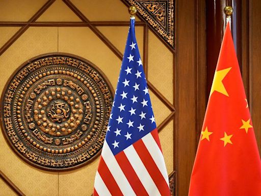 EEUU dice que inicio de los nuevos aranceles a China se retrasará al menos dos semanas