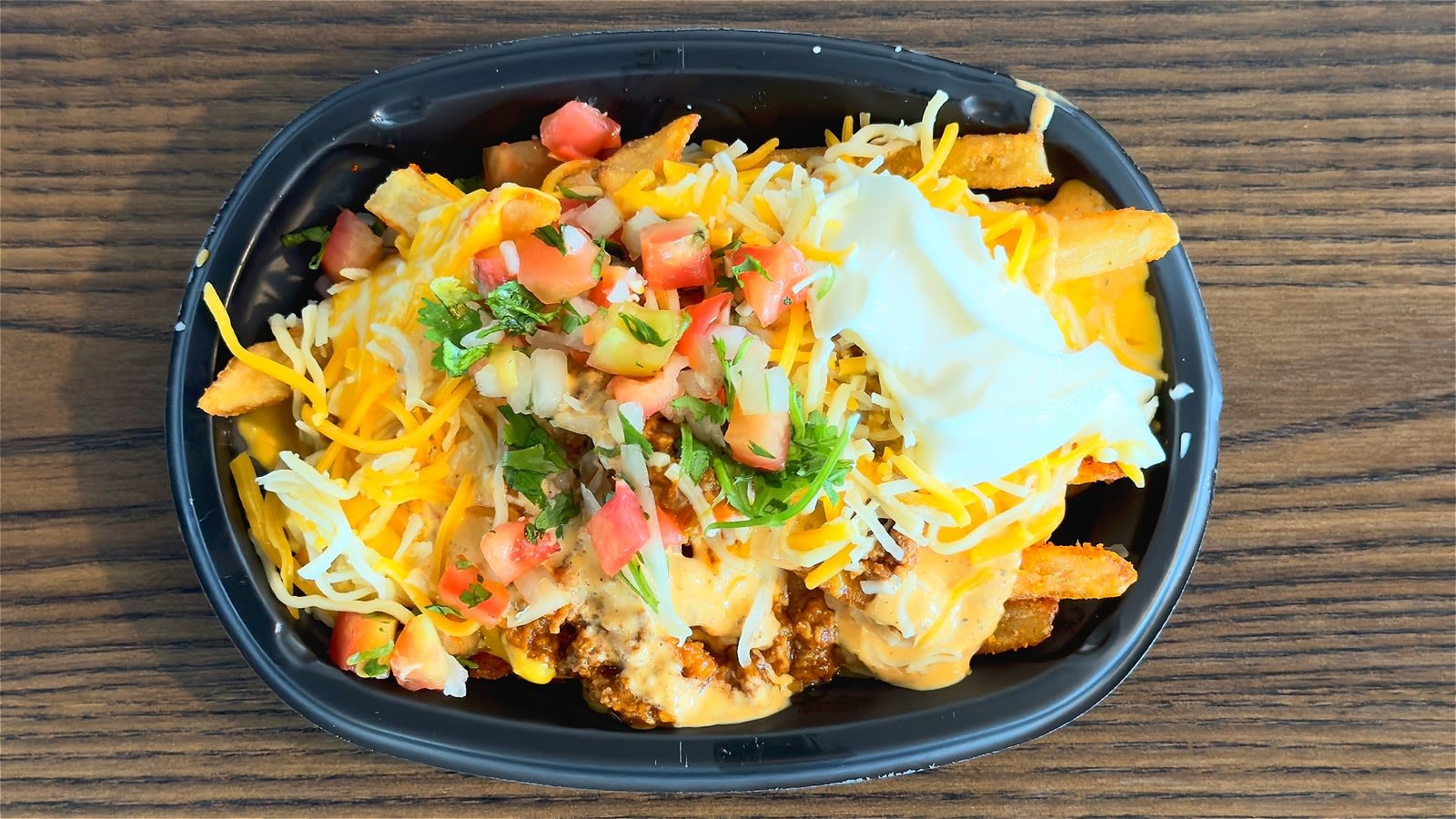 Review: Taco Bell's Jalapeño Ranch Nacho Fries Check All The Boxes