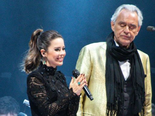 Saiba quanto custa o vestido que Sandy usou no show de Andrea Bocelli em SP