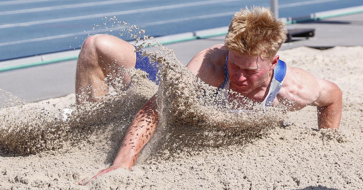 State Track: Jesup’s Jack Miller has fun during busy day at state meet
