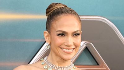 Jennifer Lopez Shares Glimpse at Fourth of July Weekend With 16-Year-Old Emme - E! Online