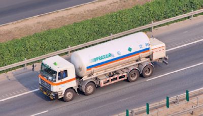 中國油罐車混裝食用油再掀食安恐慌，網友號召「去香港買油」，業界：關鍵非清洗而是專車專用 - TNL The News Lens 關鍵評論網