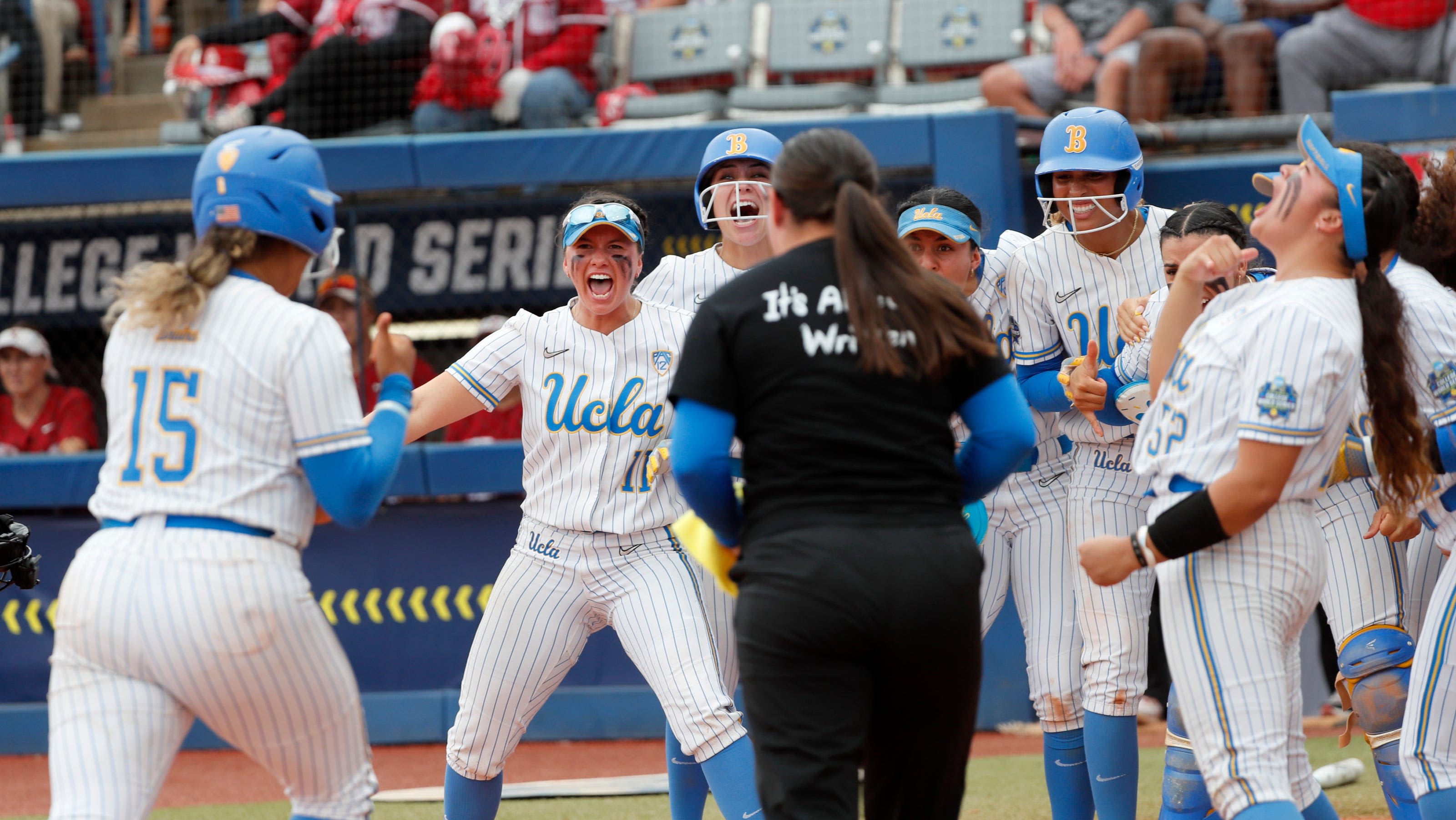 UCLA softball vs Alabama recap: Jordan Woolery home run lifts Bruins to win in WCWS opener