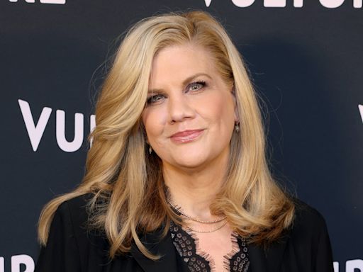 Kristen Johnston Reunites With Chuck Lorre, Joins Leanne Morgan Netflix Comedy Series