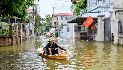 Inundaciones por lluvias en Hanói, Vietnam