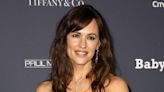 Jennifer Garner Shops at Sam's Club Amid Bennifer's 2nd Wedding