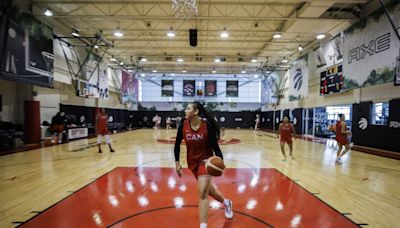 Alexander's 21 points lead Canada to 77-74 win over Australia in pre-Olympic game