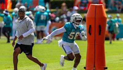 Kelly: An examination of who is winning the position battles in Dolphins training camp