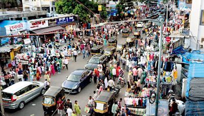 Mumbai: Hawker unions in wait-and-watch mode