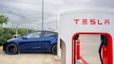 U.S. seeks records from Tesla in power steering loss probe