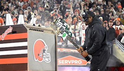 Is Nick Chubb hinting at a quicker return to Browns than anticipated?