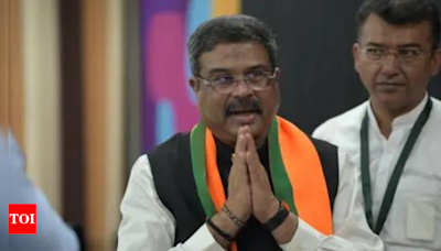 Education Minister Dharmendra Pradhan urges states to unite for a collaborative education system - Times of India