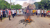 Protest over power cuts in Malda turns violent, 5 including 3 cops injured, vehicles set on fire