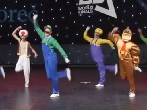 Mario Bros Characters Team Up For Epic Video Game Dance Routine