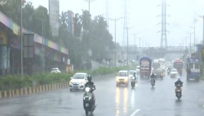 BMC forecasts heavy to very rainfall accompanied with high tides in Mumbai