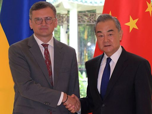 中烏在俄烏戰爭後首次舉行高級別會談，中國以和平締造者自居