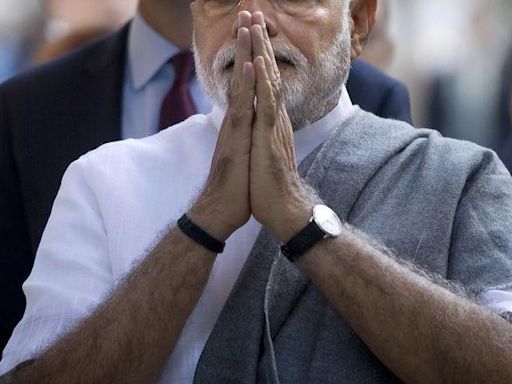 Praying defeat for PM Modi, ex-Pak minister sends 'good wishes' to Rahul Gandhi, Arvind Kejriwal and Mamata Banerjee