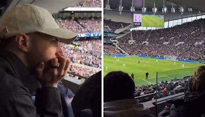 Santiago-gimenez estuvo-en estadio-de tottenham viendo-el derbi-contra-arsenal