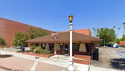 Roscoe’s House of Chicken ’n Waffles closes Pasadena location after three decades