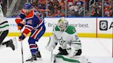 Deadspin | Oilers score last five goals to even series with Stars