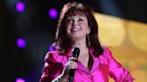 What Ashley and Wynonna's statement said about their mother Naomi Judd's death, and what it did not